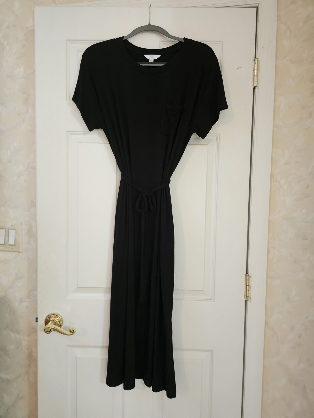 Time and Tru Black Short-Sleeve Tie-Waist Maxi Dress